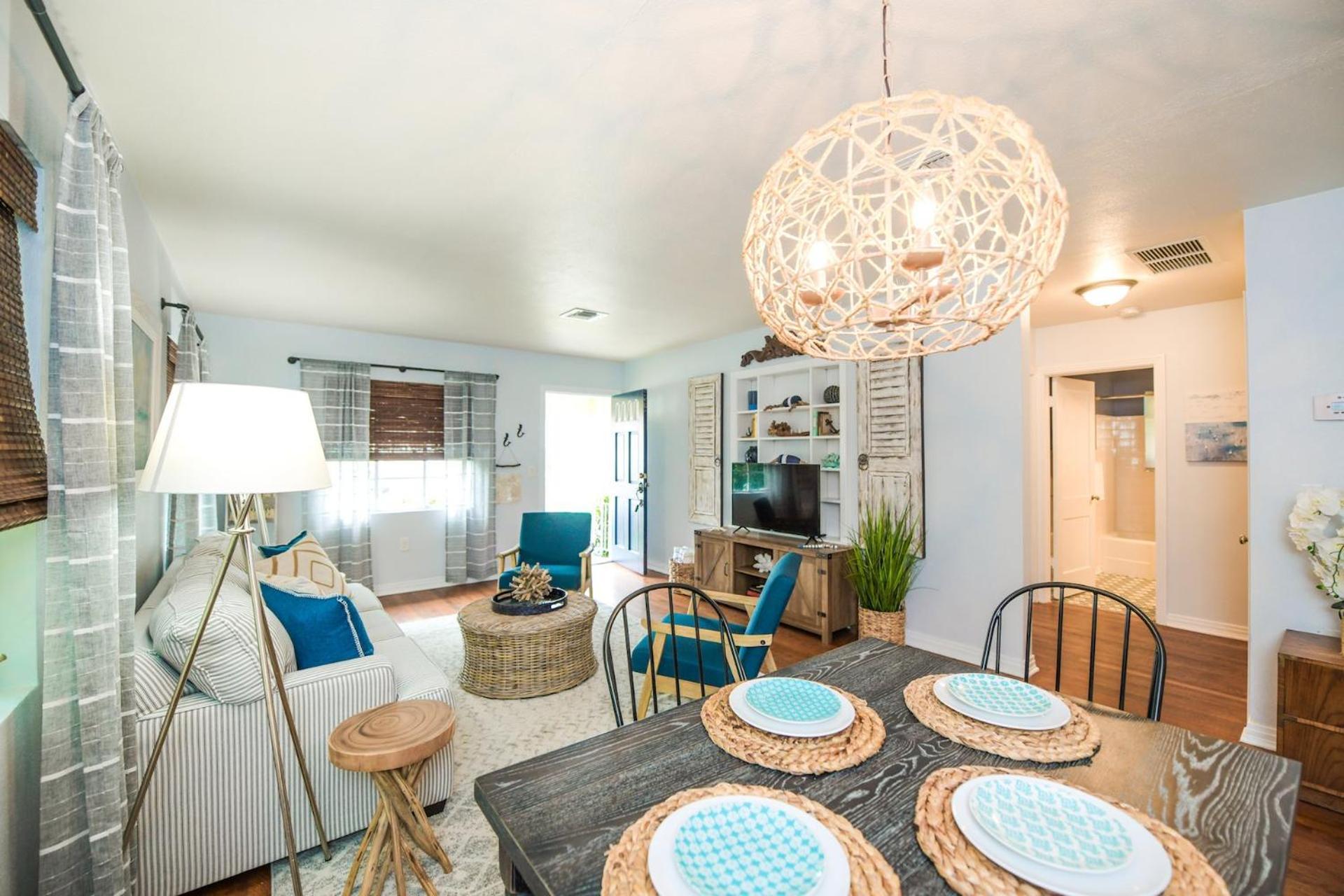 Casa Posada - So Close You Can Hear The Waves Historic Beach Cottage W Beach Gear Anna Maria Esterno foto