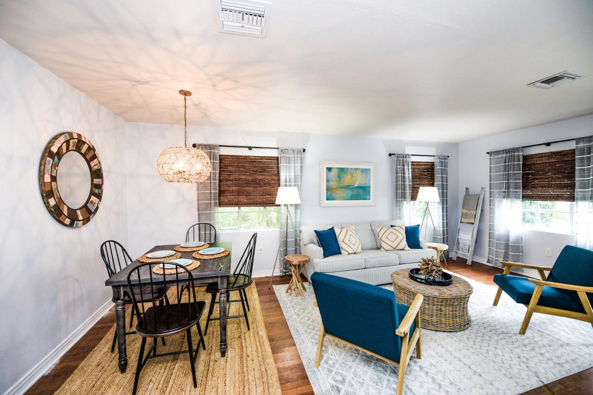 Casa Posada - So Close You Can Hear The Waves Historic Beach Cottage W Beach Gear Anna Maria Esterno foto